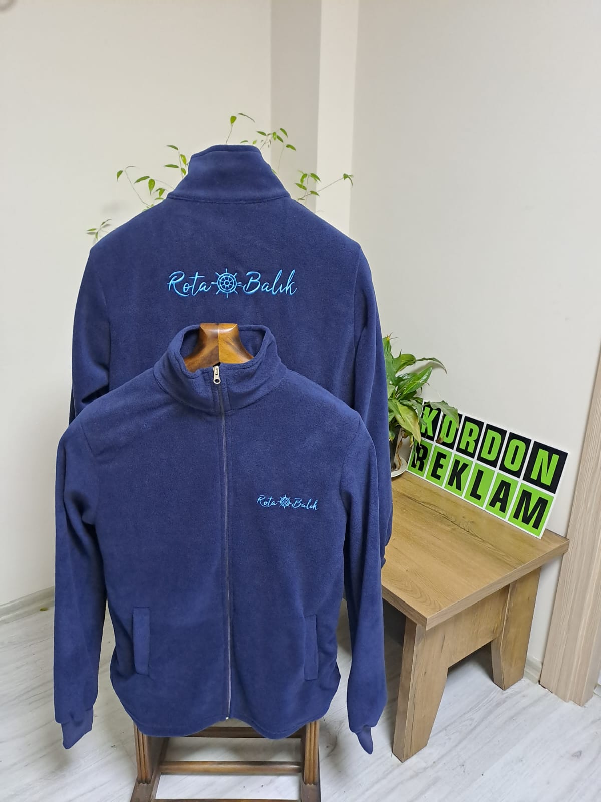 Baskılı Polar Ceket